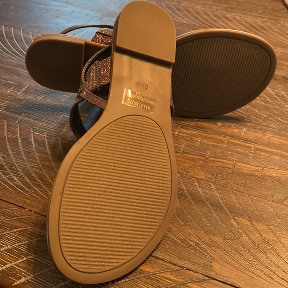 G by Guess Sandals - Size 6.5M - Picture 3 of 4